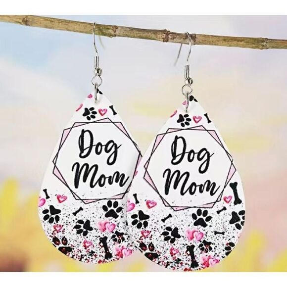 NWT Dog Mom Leather Bone Heart Dog Print Dangle Earrings - Picture 1 of 4